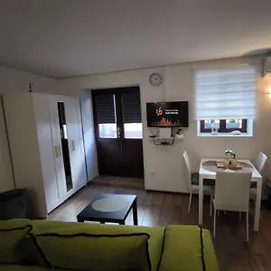 https://studio-apartman-minjakoki.primorje-gorskikotar.com